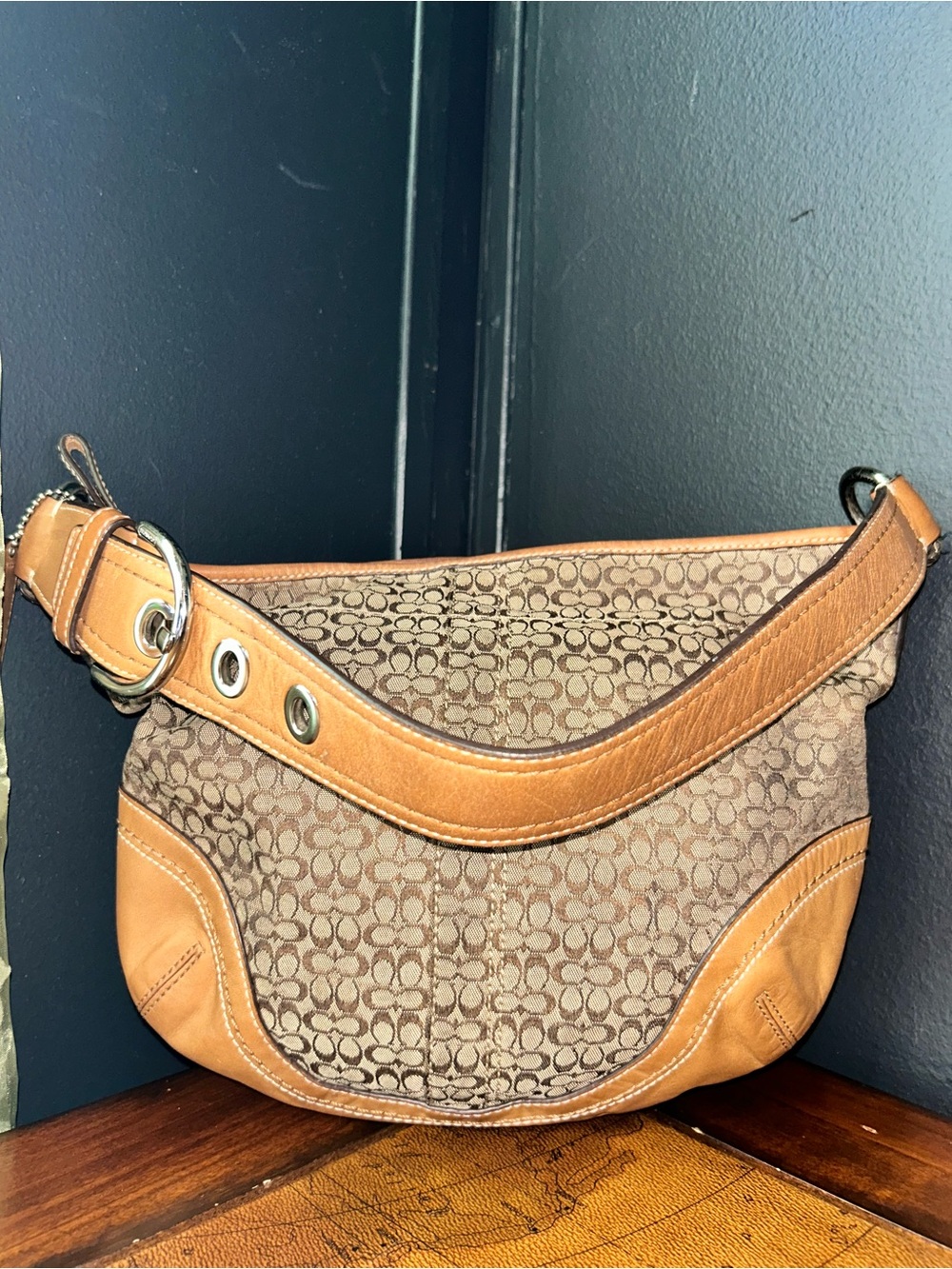 Coach 2007 Y2K Mini Kissing C Signature Monogram Tan Soho Hobo Shoulder Bag - Picture 5 of 15